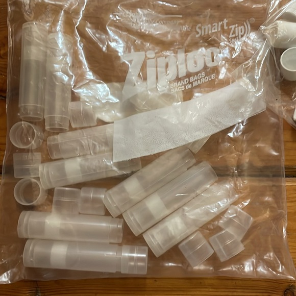 Lip balm tubes, 29 in total, never used - Picture 2 of 5